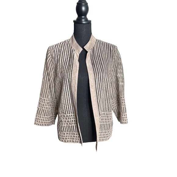 Chico's Women's Taupe Semi-Sheer Open Front Short Jacket Size 1/M - Picture 1 of 8